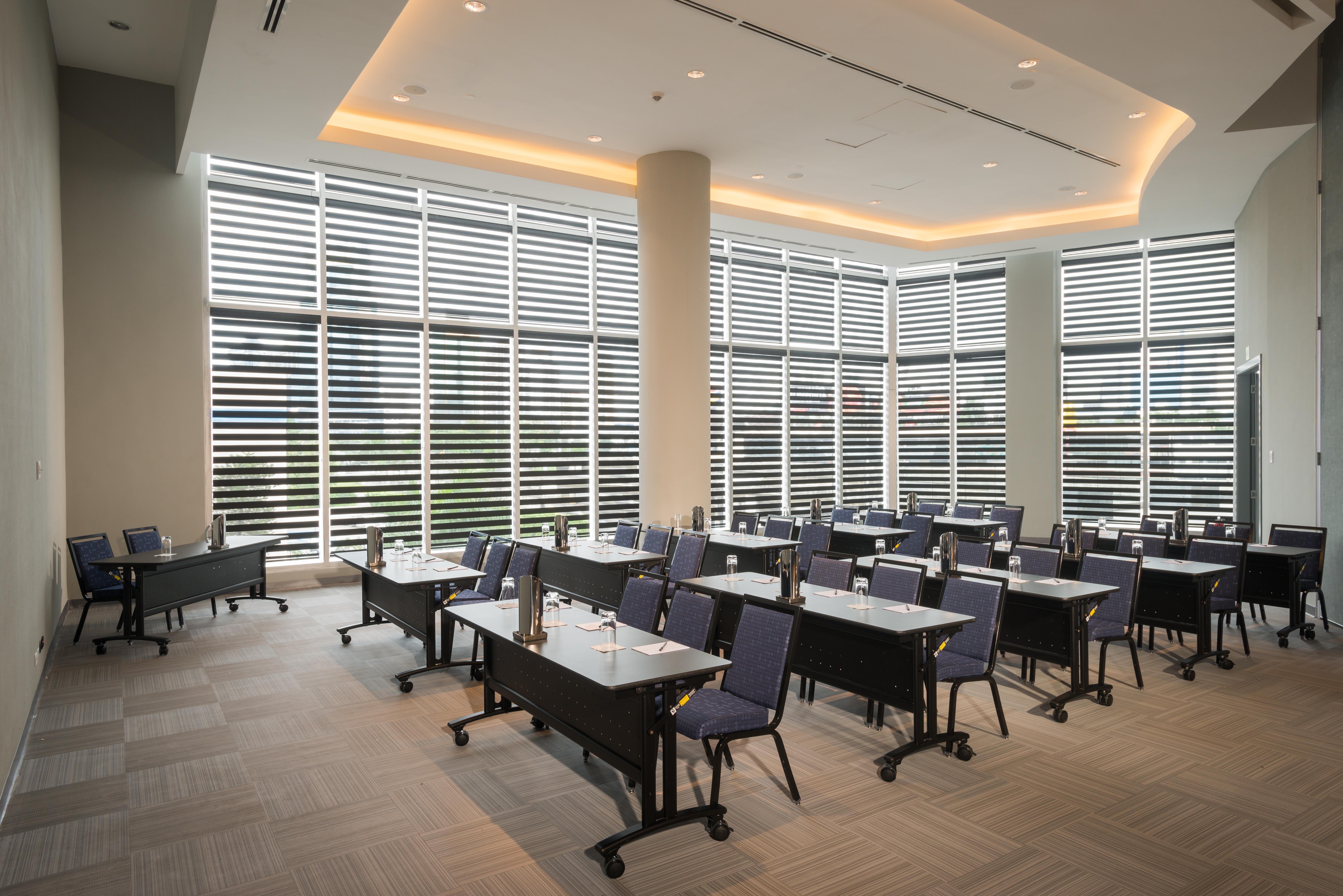 Hotel Las Americas Golden Tower Panama Dış mekan fotoğraf The meeting room